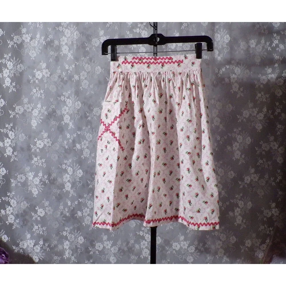 Vintage 60s Pink Floral Apron 1960s Retro Spring Cute Kitchen Rockabilly Linens